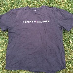 Vintage black 90s Tommy Hilfiger swag T-shirt